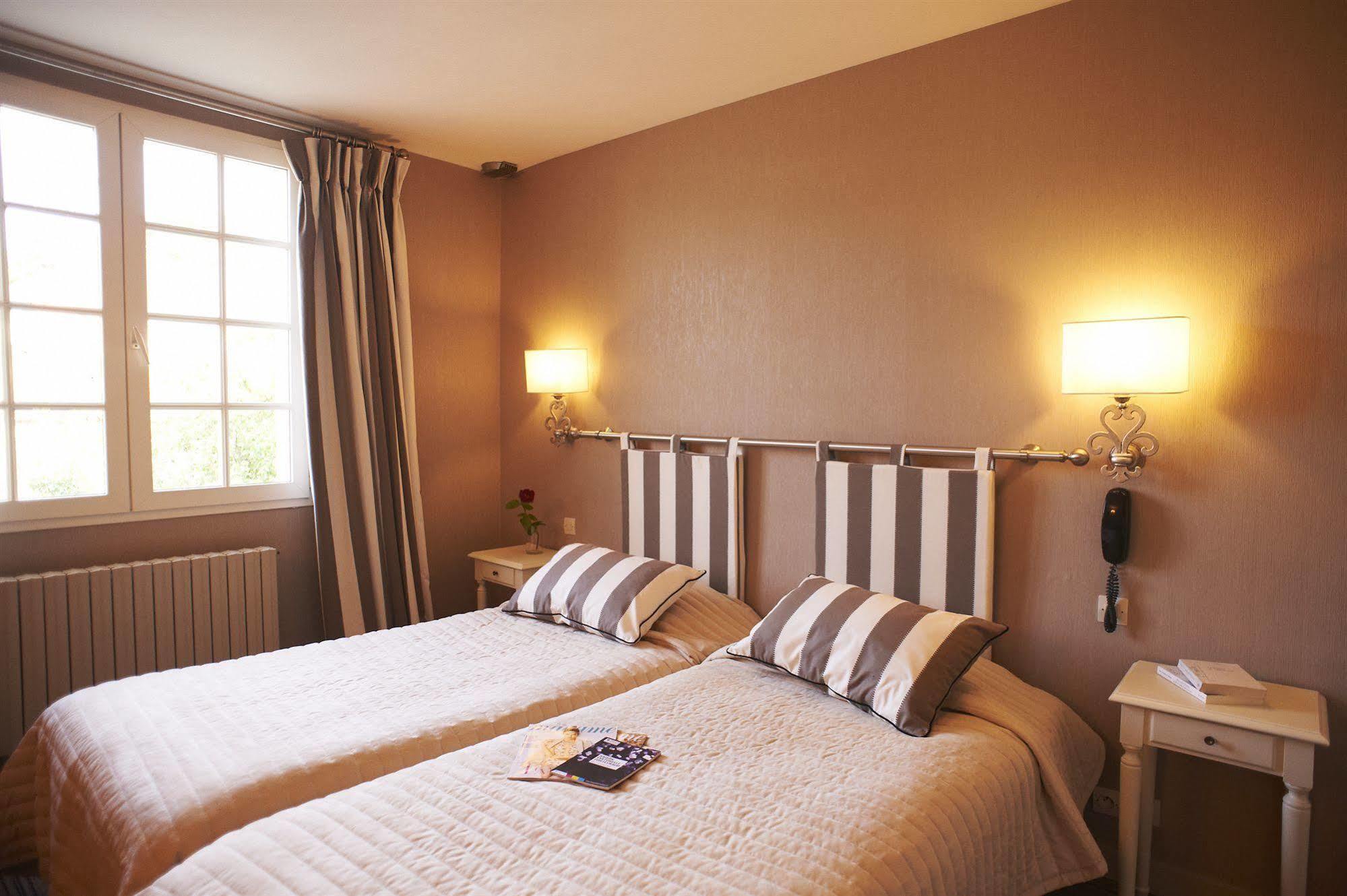 Hotel Spa Le Relais Du Bellay Montreuil-Bellay Ngoại thất bức ảnh